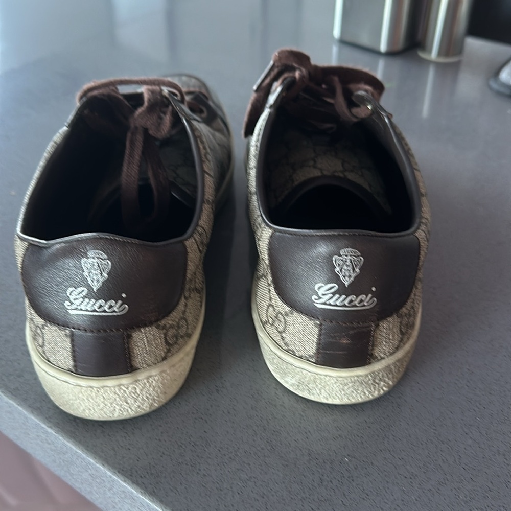 Gucci leather shoes size 9.5 - Picture 3 of 5